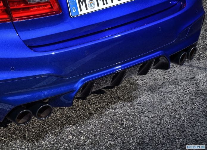 2018 BMW M5 - фотография 173 из 177