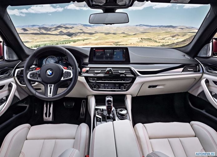 2018 BMW M5 First Edition - фотография 12 из 24 2018 BMW M5 First Edition - фотография 12 из 24