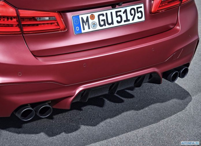 2018 BMW M5 First Edition - фотография 23 из 24 2018 BMW M5 First Edition - фотография 23 из 24