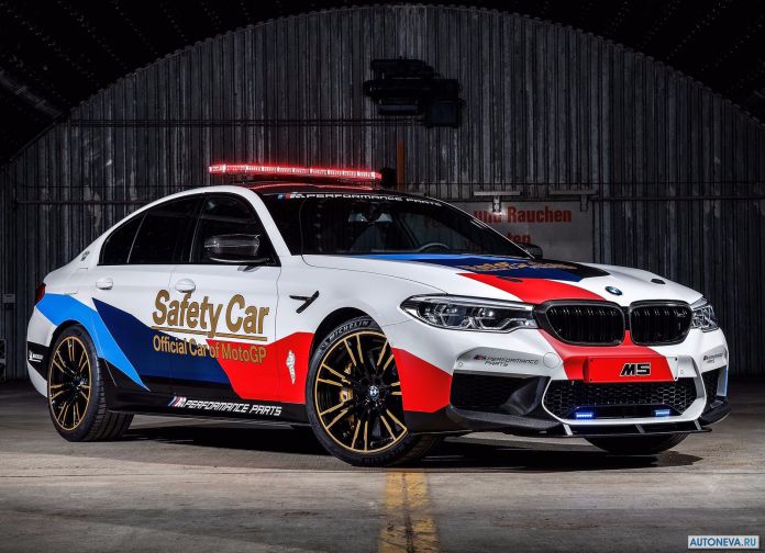 2018 BMW M5 MotoGP Safety Car - фотография 2 из 42 2018 BMW M5 MotoGP Safety Car - фотография 2 из 42