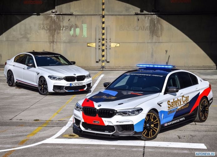 2018 BMW M5 MotoGP Safety Car - фотография 21 из 42