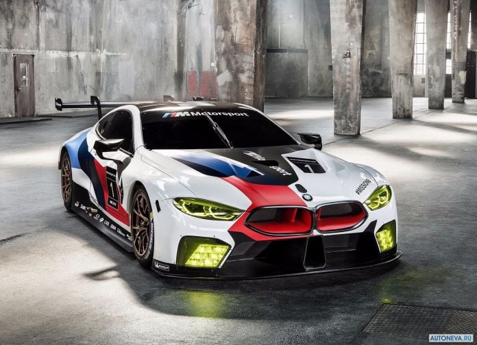 2018 BMW M8 GTE Racecar - фотография 1 из 12