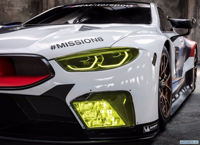 2018 BMW M8 GTE Racecar - фотография 9 из 12