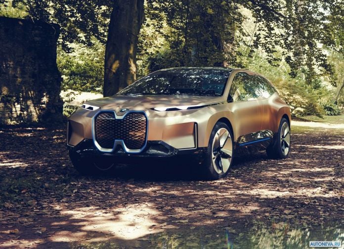 2018 BMW Vision iNext Concept - фотография 3 из 43