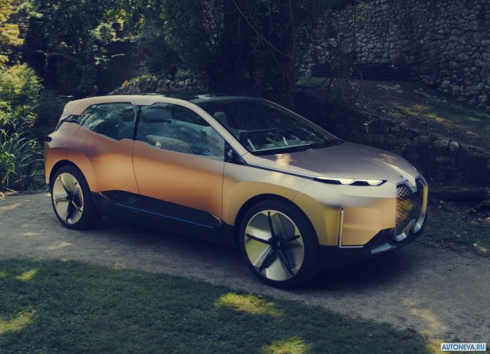 2018 BMW Vision iNext Concept - фотография 5 из 43