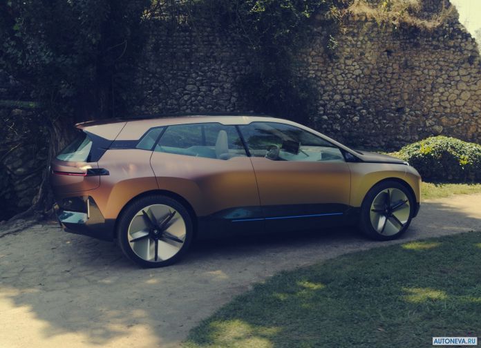 2018 BMW Vision iNext Concept - фотография 9 из 43