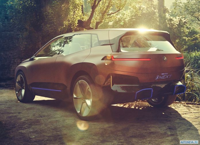 2018 BMW Vision iNext Concept - фотография 12 из 43