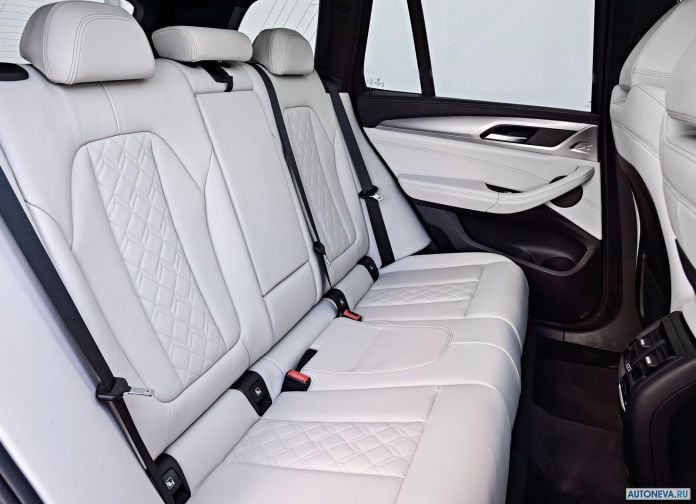 2018 BMW X3 M40i - фотография 84 из 156 2018 BMW X3 M40i - фотография 84 из 156