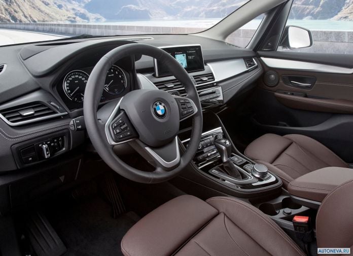 2019 BMW 225xe iPerformance - фотография 5 из 16 2019 BMW 225xe iPerformance - фотография 5 из 16