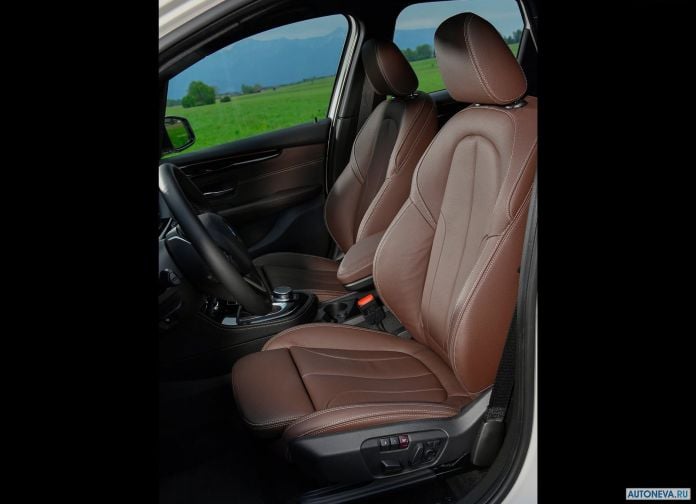 2019 BMW 225xe iPerformance - фотография 15 из 16