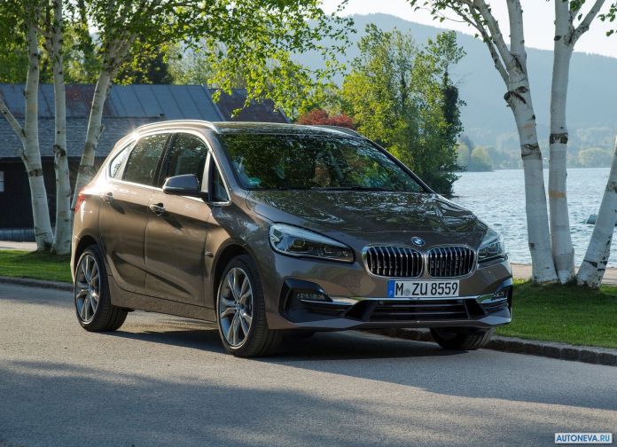 2019 BMW 2-series Active Tourer - фотография 5 из 97