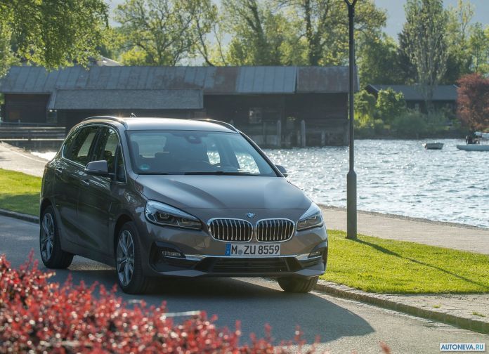 2019 BMW 2-series Active Tourer - фотография 7 из 97