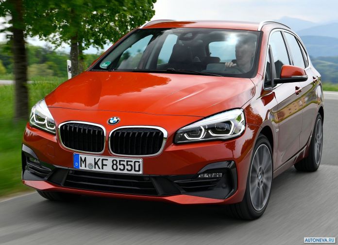 2019 BMW 2-series Active Tourer - фотография 17 из 97