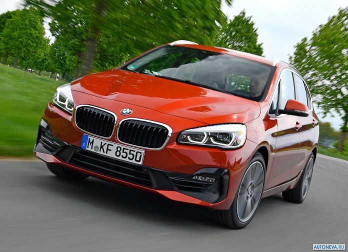 2019 BMW 2-series Active Tourer - фотография 20 из 97