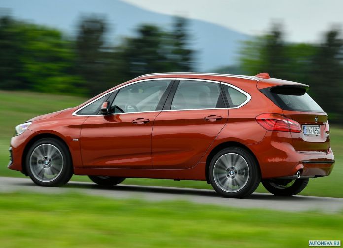 2019 BMW 2-series Active Tourer - фотография 57 из 97