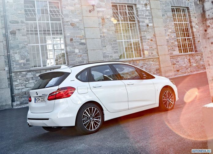 2019 BMW 2-series Gran Tourer - фотография 39 из 115