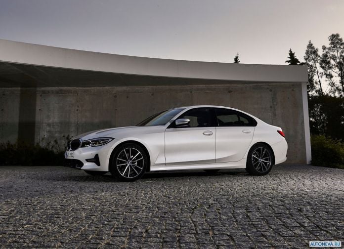 2019 BMW 320d Sport Line - фотография 11 из 107 2019 BMW 320d Sport Line - фотография 11 из 107