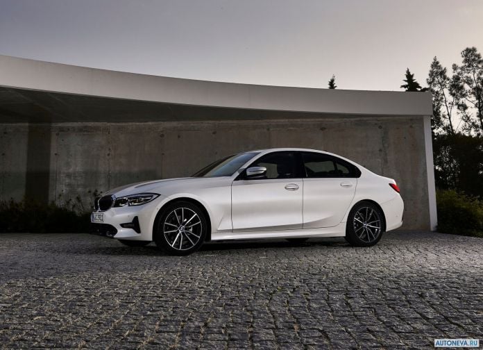 2019 BMW 320d Sport Line - фотография 11 из 107