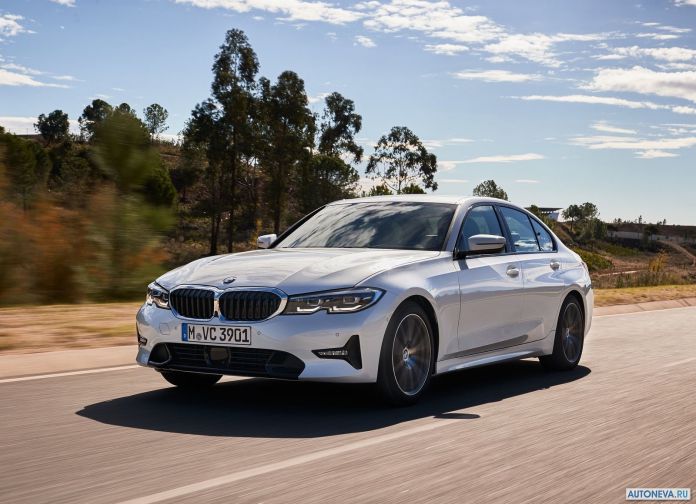 2019 BMW 320d Sport Line - фотография 37 из 107