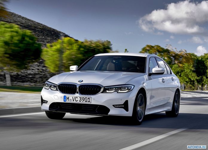 2019 BMW 320d Sport Line - фотография 41 из 107