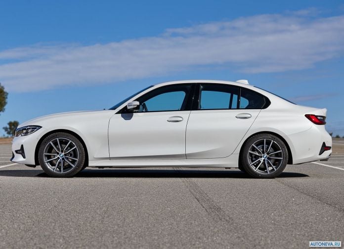 2019 BMW 320d Sport Line - фотография 50 из 107