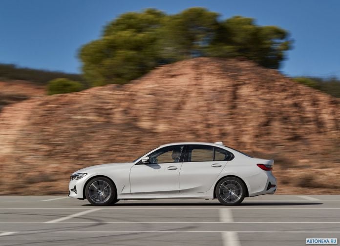 2019 BMW 320d Sport Line - фотография 51 из 107