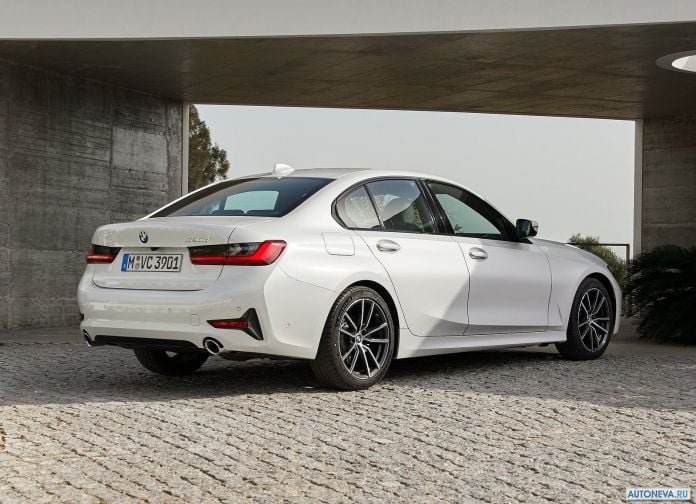 2019 BMW 320d Sport Line - фотография 70 из 107