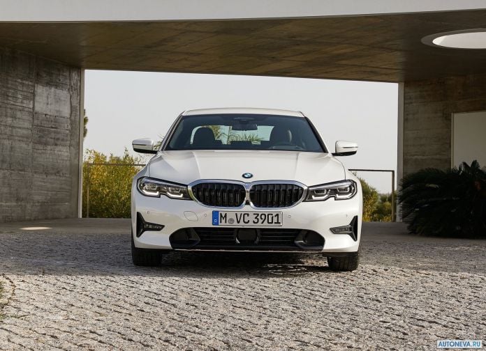 2019 BMW 320d Sport Line - фотография 81 из 107 2019 BMW 320d Sport Line - фотография 81 из 107