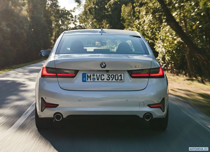 2019 BMW 320d Sport Line - фотография 87 из 107 2019 BMW 320d Sport Line - фотография 87 из 107
