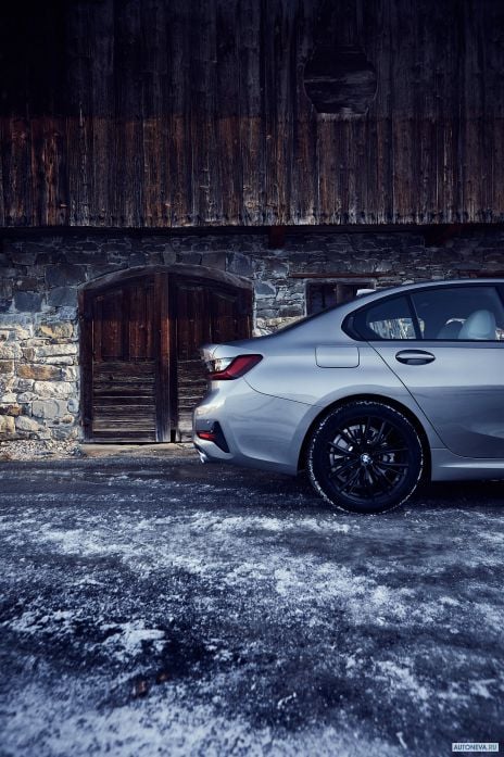 2019 BMW 330e Sedan - фотография 13 из 13 2019 BMW 330e Sedan - фотография 13 из 13