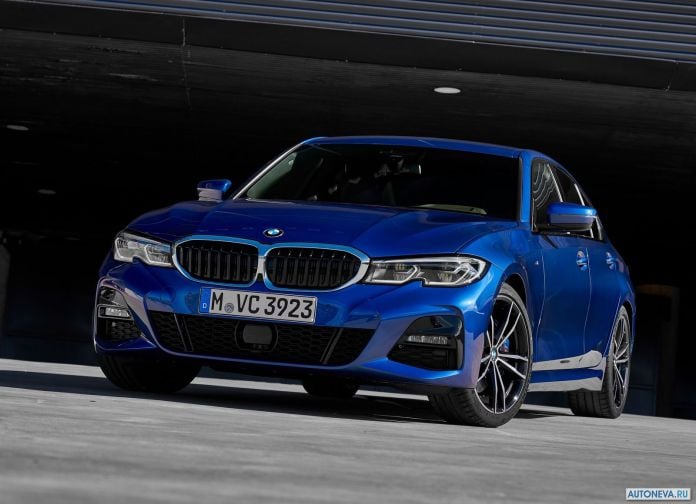2019 BMW 330i M Sport - фотография 1 из 110 2019 BMW 330i M Sport - фотография 1 из 110