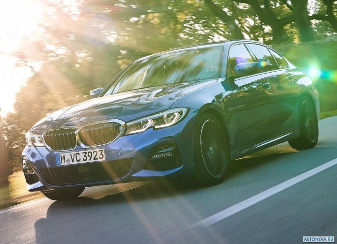 2019 BMW 330i M Sport - фотография 22 из 110