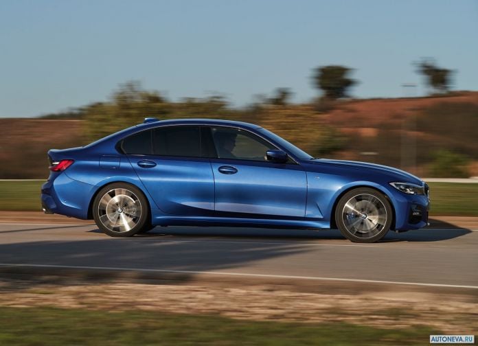 2019 BMW 330i M Sport - фотография 44 из 110