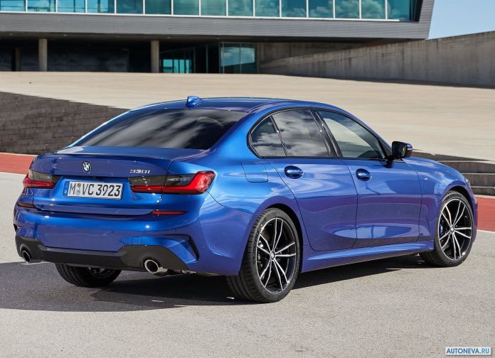 2019 BMW 330i M Sport - фотография 48 из 110