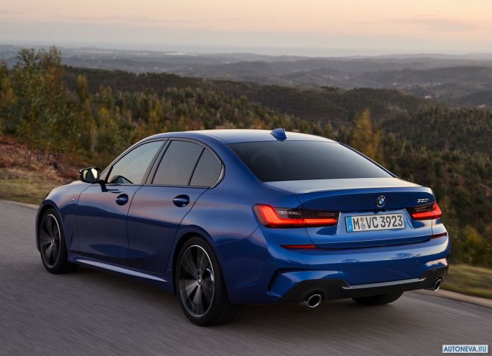 2019 BMW 330i M Sport - фотография 54 из 110