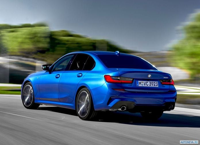 2019 BMW 330i M Sport - фотография 57 из 110