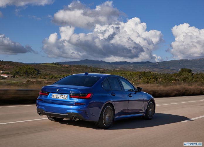 2019 BMW 330i M Sport - фотография 63 из 110