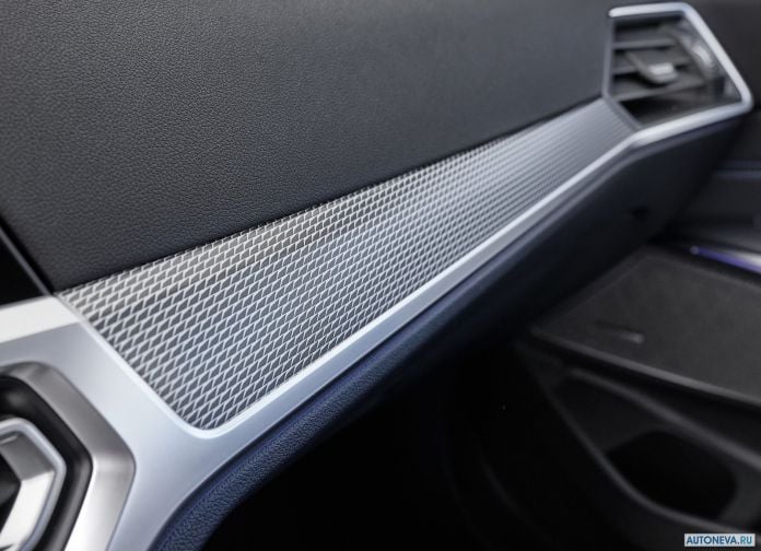 2019 BMW 330i M Sport - фотография 88 из 110
