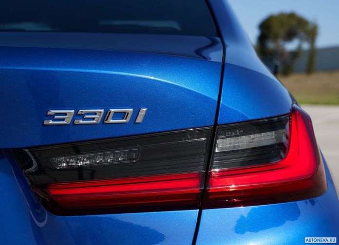 2019 BMW 330i M Sport - фотография 100 из 110
