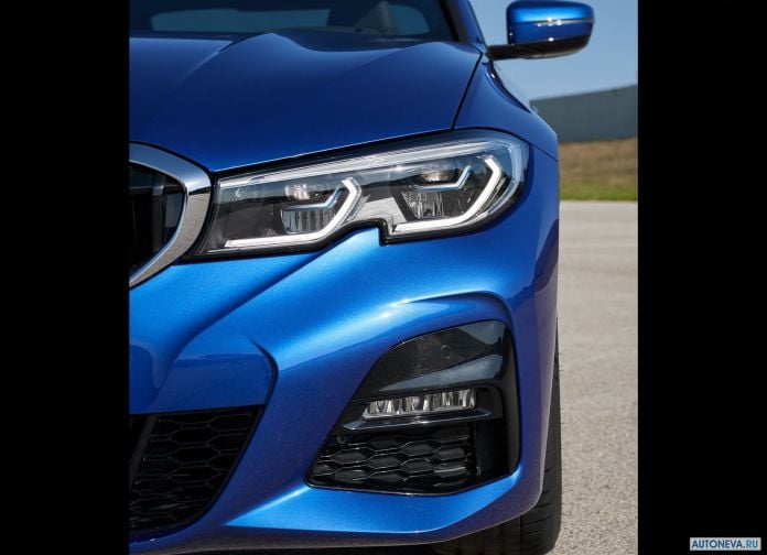 2019 BMW 330i M Sport - фотография 109 из 110