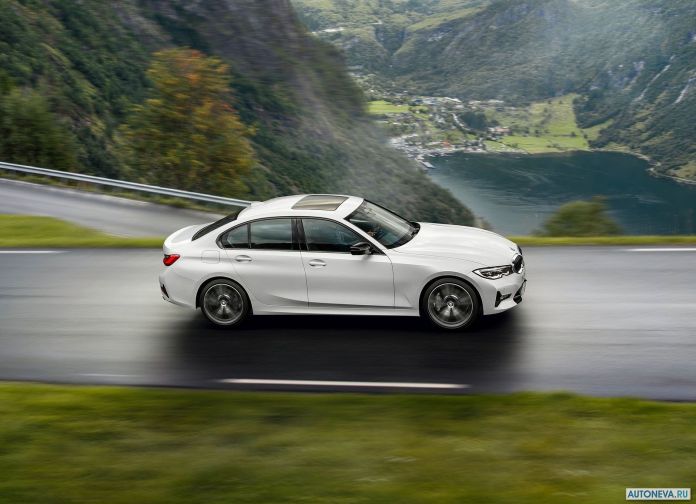 2019 BMW 3-series - фотография 25 из 120 2019 BMW 3-series - фотография 25 из 120