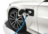 bmw_2019_3_series_090.jpg