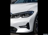 bmw_2019_3_series_098.jpg