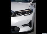bmw_2019_3_series_101.jpg