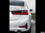 bmw_2019_3_series_102.jpg