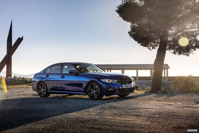 2019 BMW 320d M Sport xDrive UK version - фотография 13 из 40