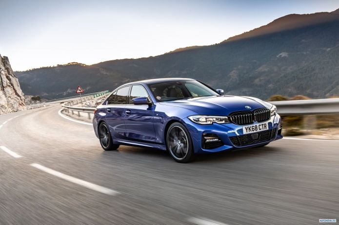 2019 BMW 320d M Sport xDrive UK version - фотография 14 из 40 2019 BMW 320d M Sport xDrive UK version - фотография 14 из 40