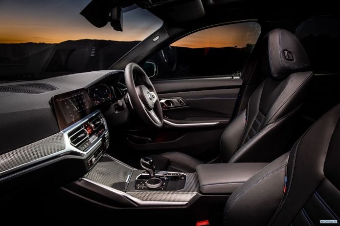 2019 BMW 320d M Sport xDrive UK version - фотография 34 из 40 2019 BMW 320d M Sport xDrive UK version - фотография 34 из 40