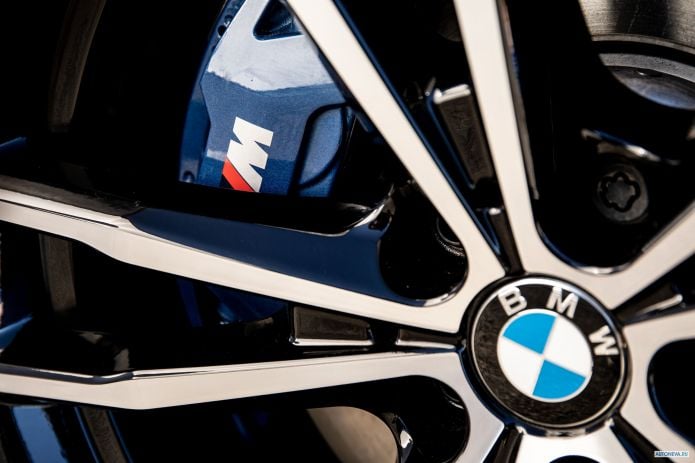 2019 BMW 320d M Sport xDrive UK version - фотография 38 из 40 2019 BMW 320d M Sport xDrive UK version - фотография 38 из 40