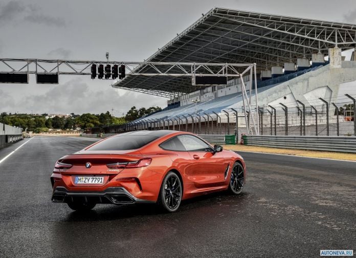 2019 BMW 8-series Coupe - фотография 107 из 240 2019 BMW 8-series Coupe - фотография 107 из 240